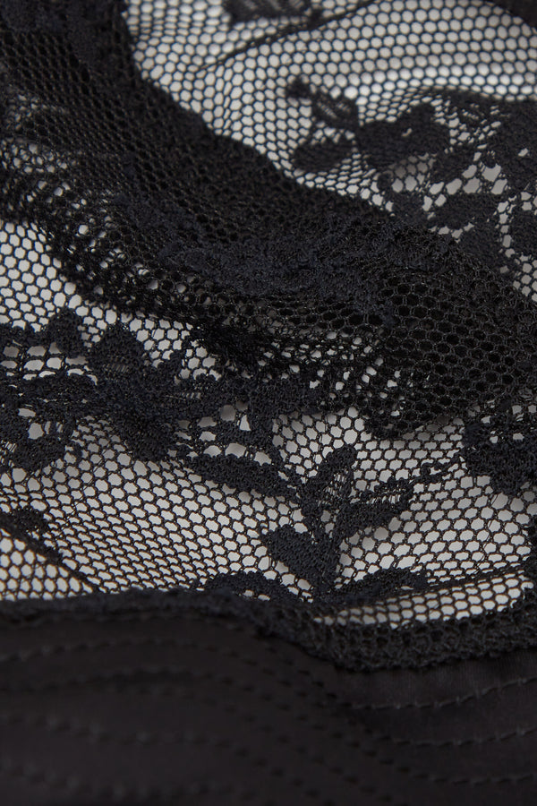תחתונים ברזילאיים THE Art OF LINGERIE