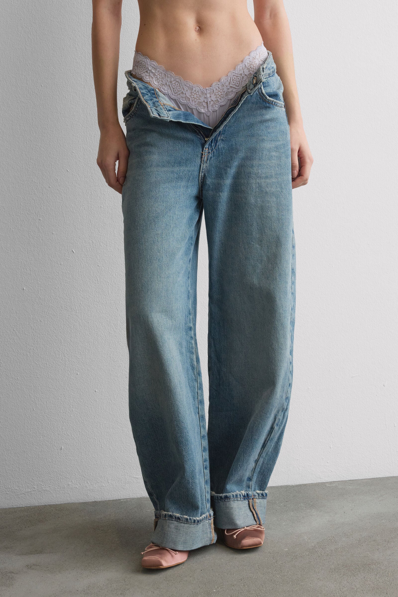 תחתוני תחרה ברזילאיים ‘80s-Style