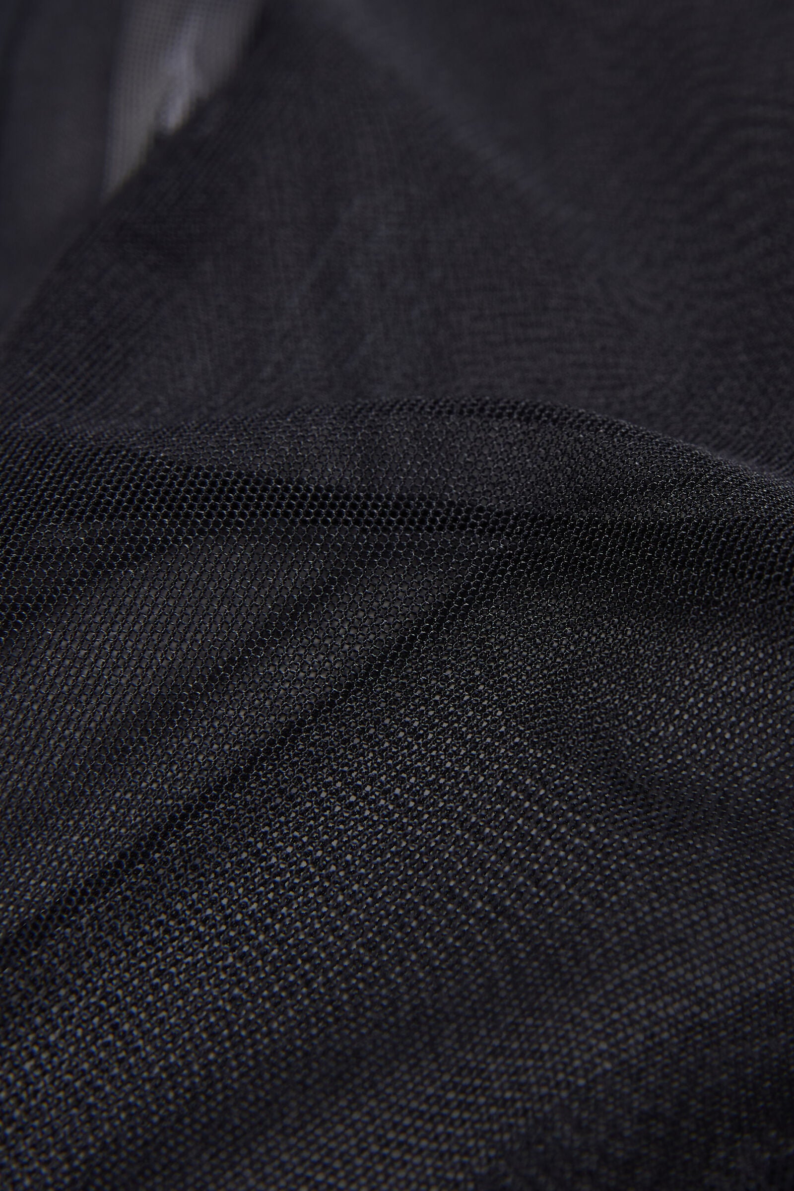 תחתונים ברזילאיים מבד טול Invisible Touch