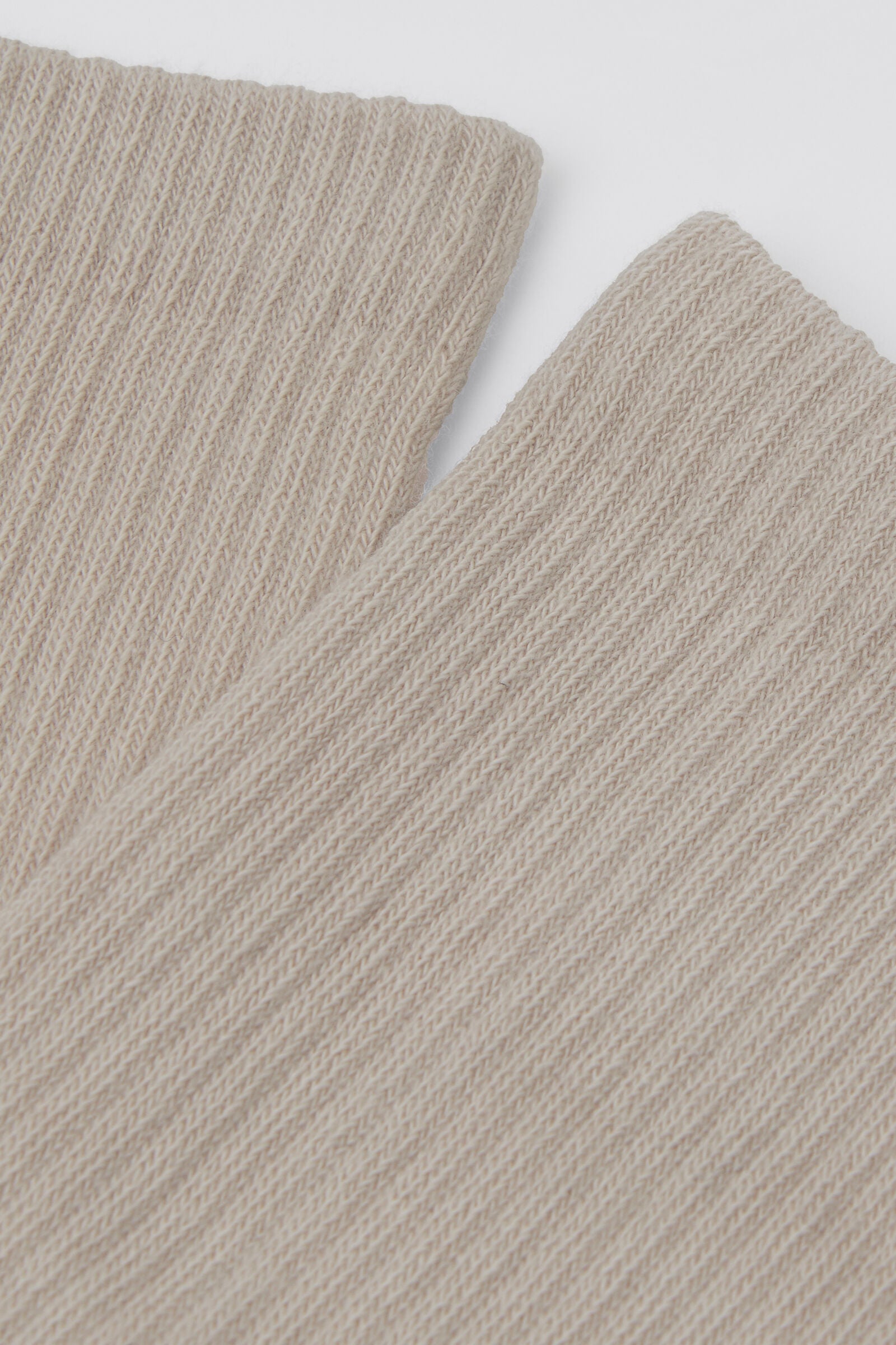 גרבי ספורט קצרות